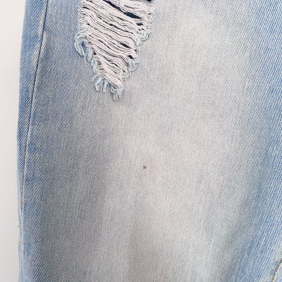 F21 Ripped Sequin Relaxed Fit Denim Jeans - Picture 6 of 6